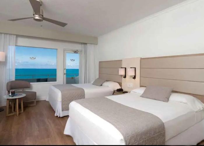 Hotel Riu Plaza Miami Beach