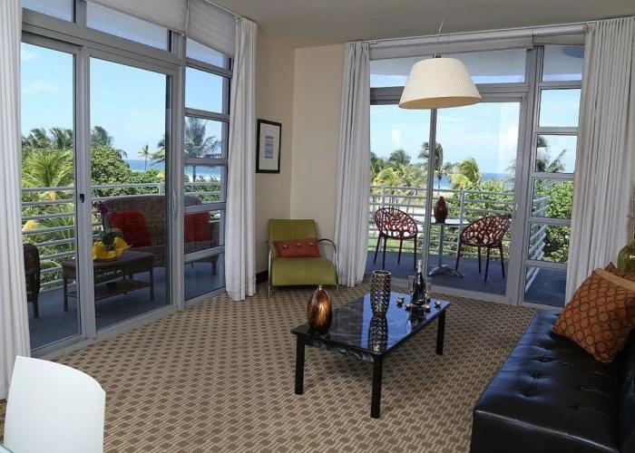 Strand Ocean Drive Suites