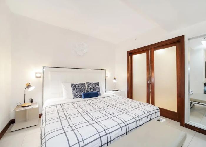 Strand Ocean Drive Suites