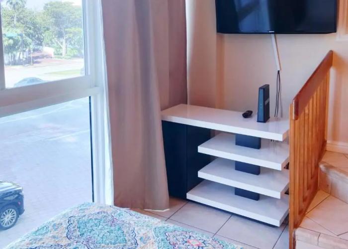 Miami Beach Apartments by Mia Rentals