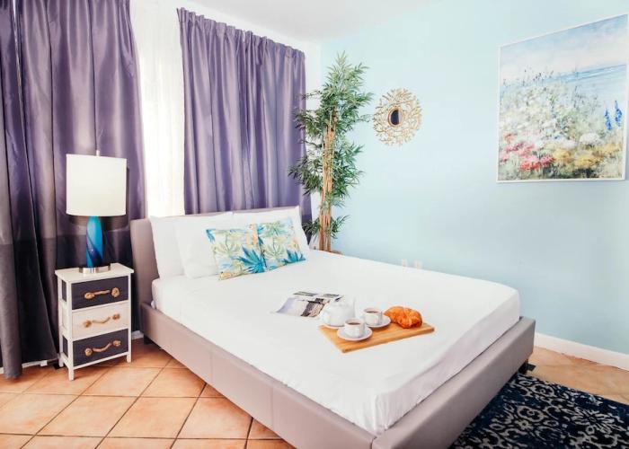 Ocean Drive Apartments