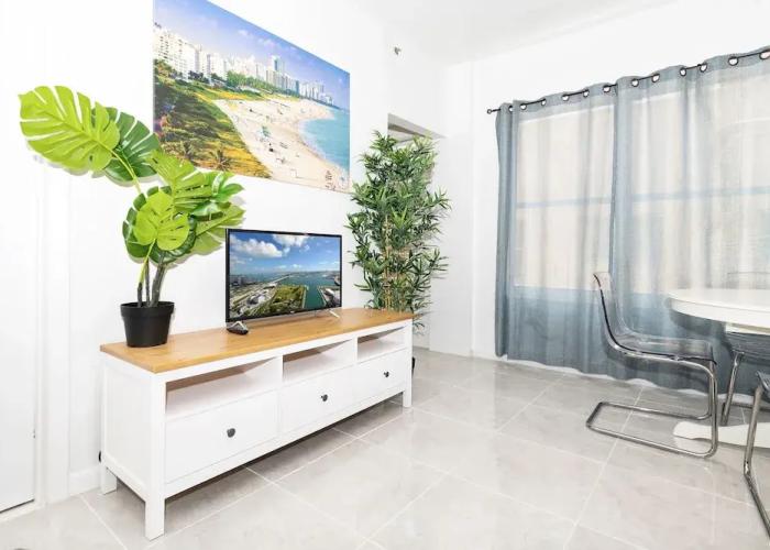 Ocean Drive Apartments