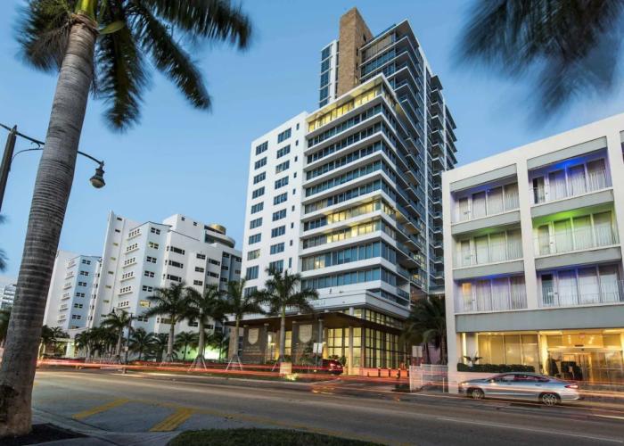 Dharma Home Suites Miami at Monte Carlo