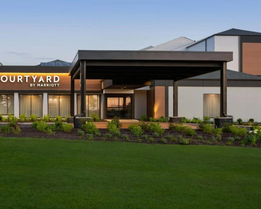 Courtyard by Marriott Minneapolis-St. Paul Airport