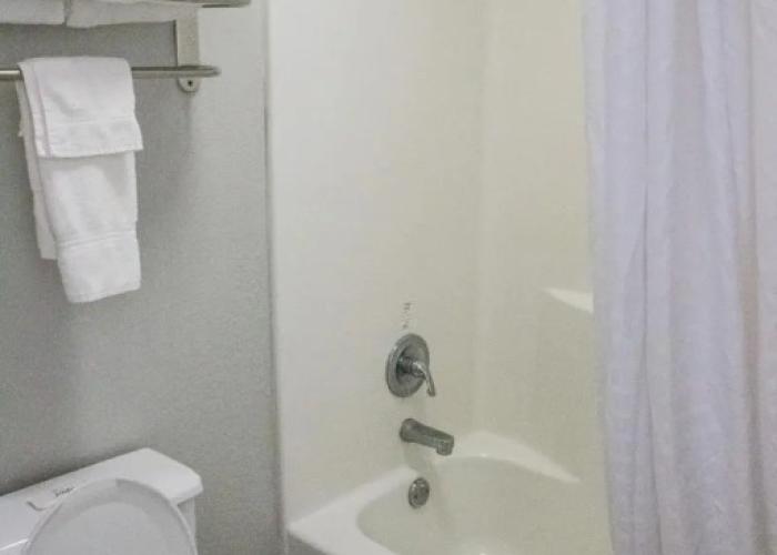 Mockingbird Inn & Suites