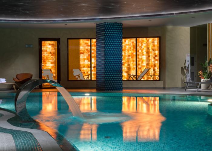 Atrium Hotel