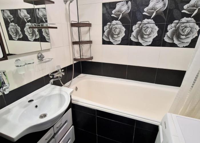 Na Bulvare Nepokorennykh 65 Apartments
