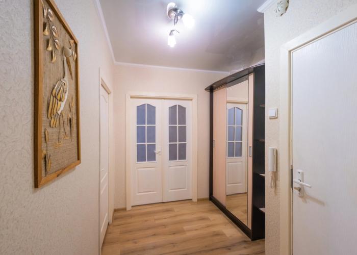 Na Sutki Ulitsa Byalynickogo-Biruli 8a Dvuhkomnatnaya Flat