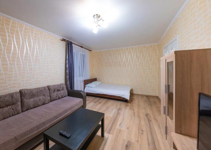 Na Sutki Ulitsa Byalynickogo-Biruli 8a Dvuhkomnatnaya Flat