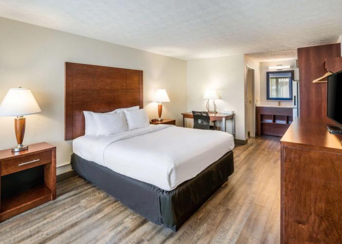 Suburban Studios Middlesboro