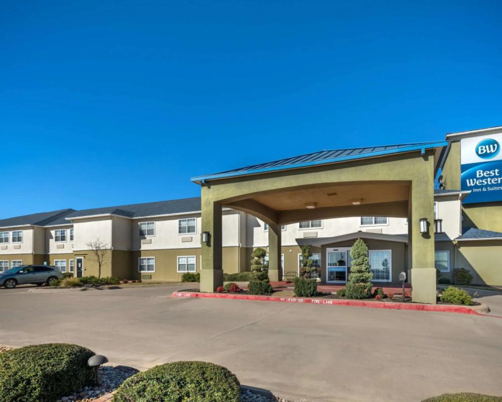 Best Western Club House Inn & Suites