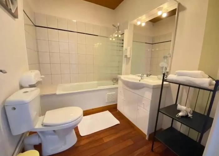 Logis Hôtel Fontaine
