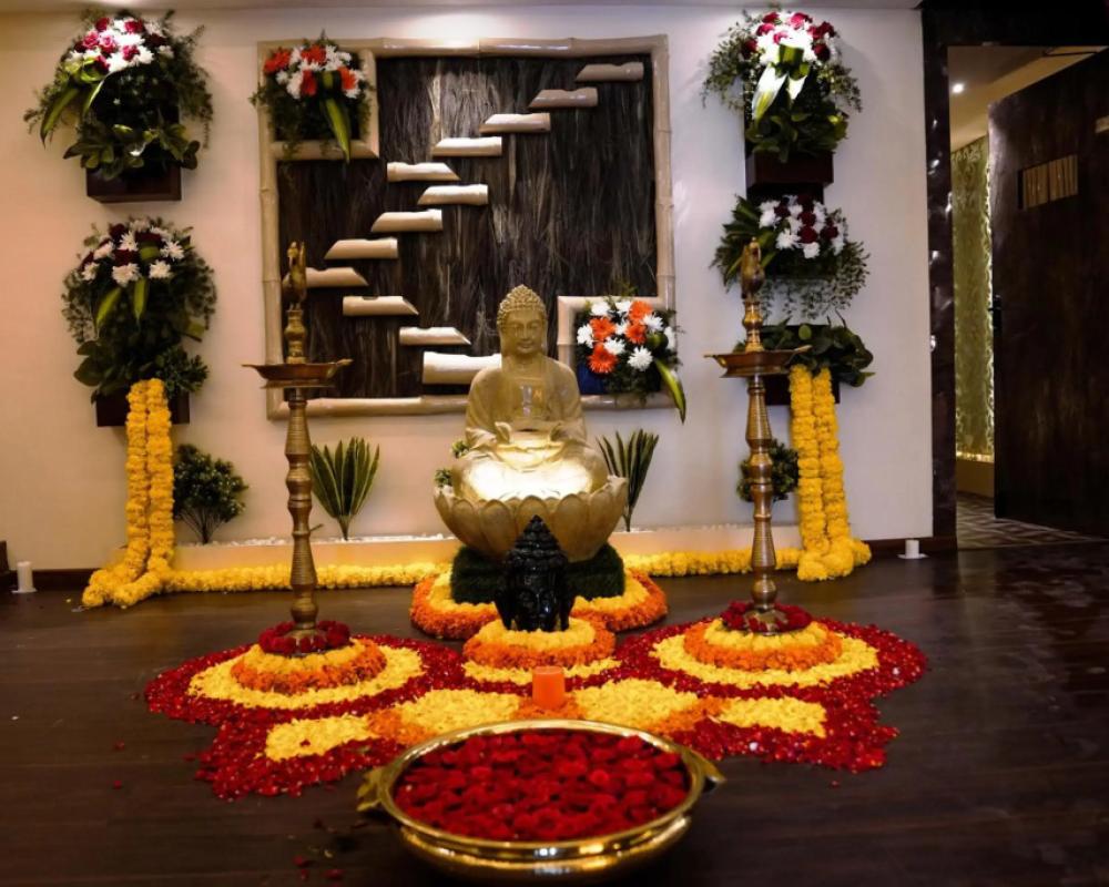 фото Hotel Roopa