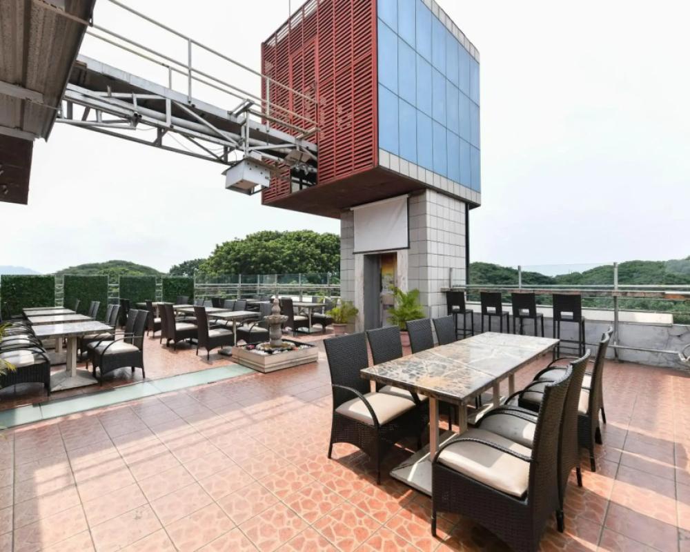 фото Hotel Roopa