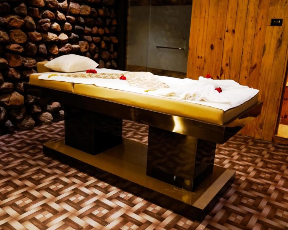 фото Hotel Roopa