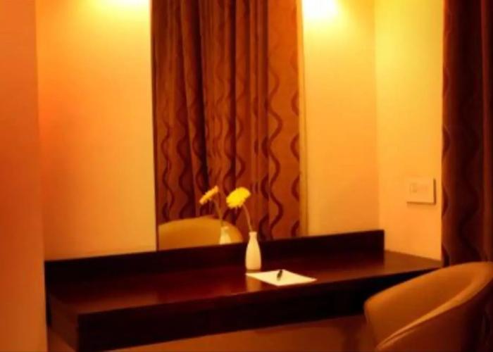 Sunflower Hotel