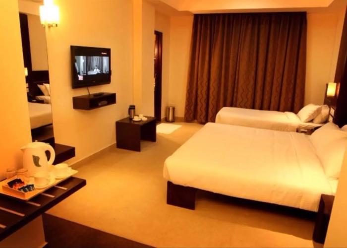 Sunflower Hotel