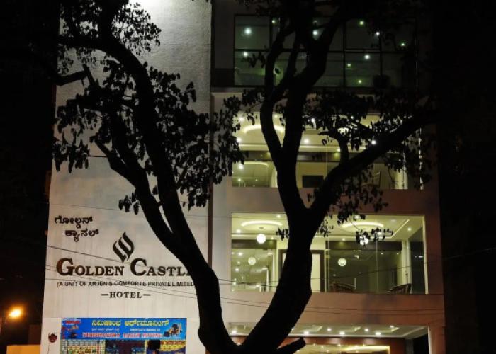 Hotel Golden Castle