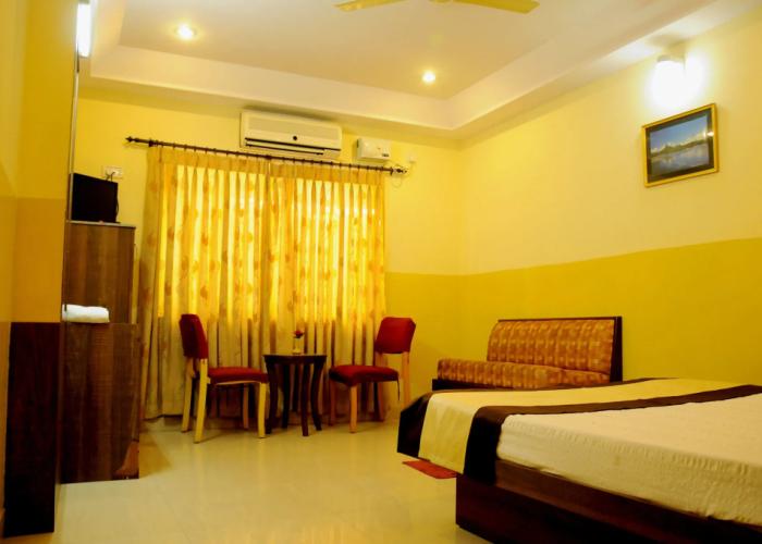 Suvarna Residency