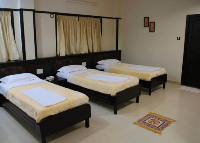 Suhashini Palace