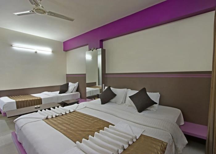 Mannars Residency