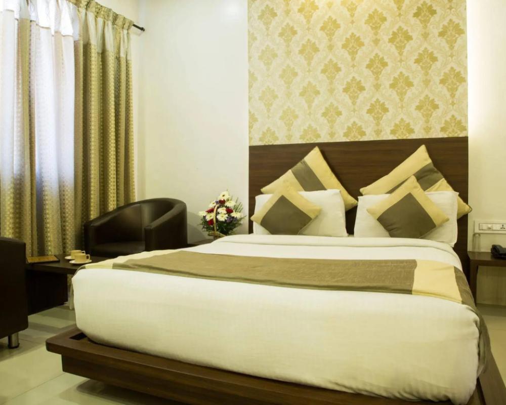фото Aishwarya Suites