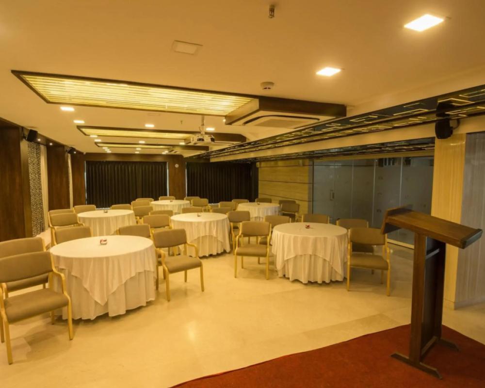 фото Roopa Elite
