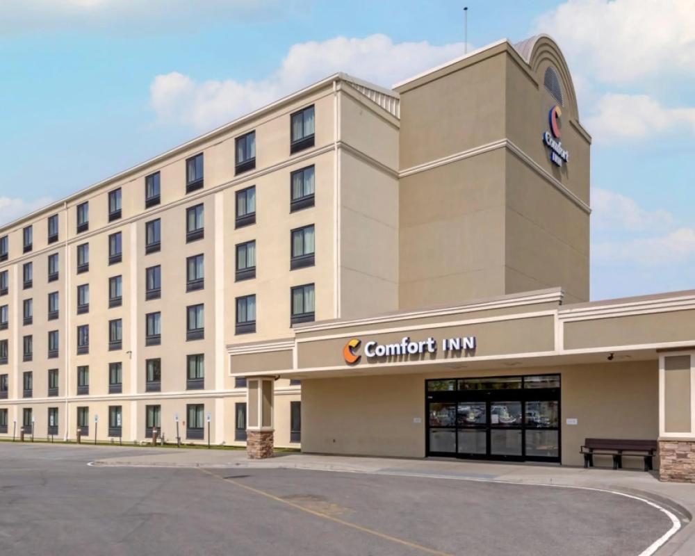 Comfort Inn The Pointe