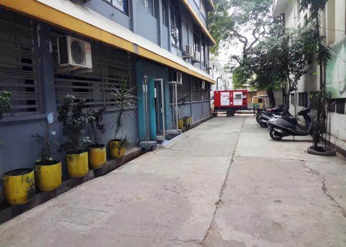 Hotel Shrimmaya