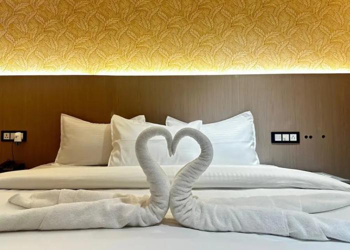 Hotel Shrimmaya
