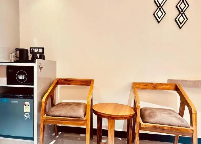Hotel Shrimmaya