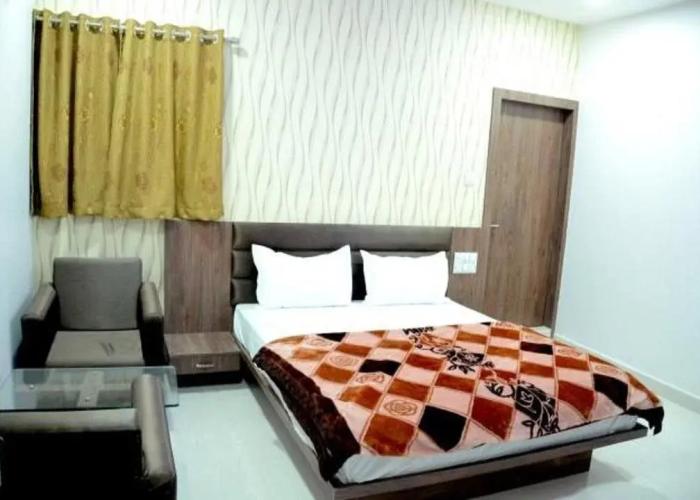 Hotel Naman Palace