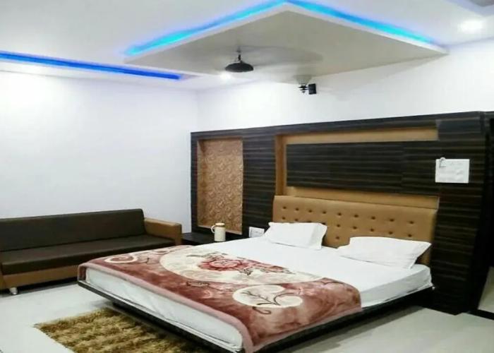 Hotel Naman Palace
