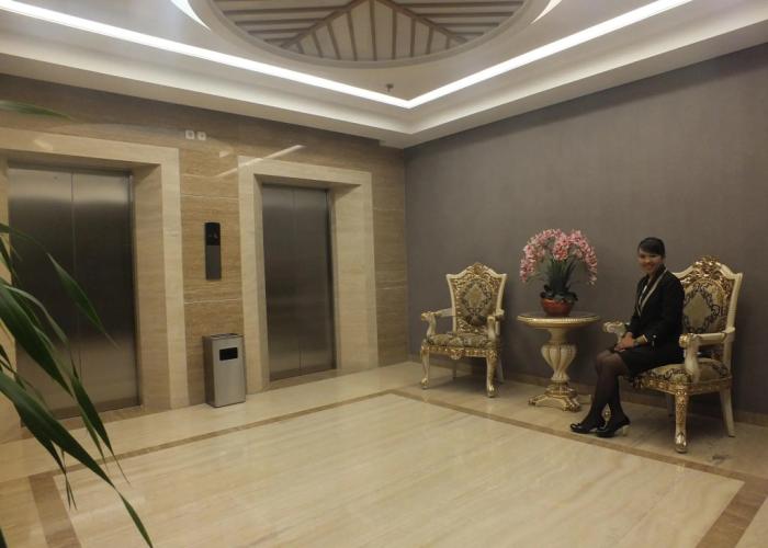 Grand Royal Denai Hotel