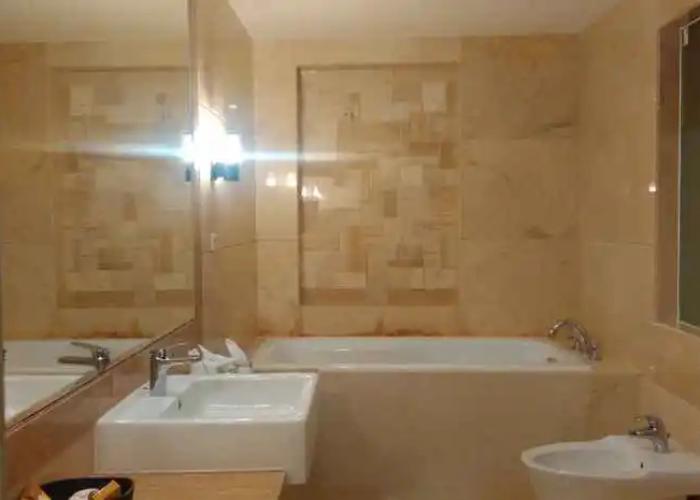 Grand Royal Denai Hotel