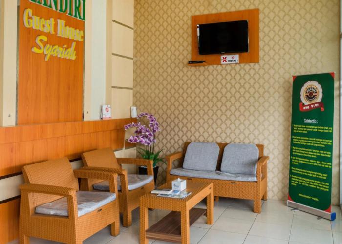 OYO 2199 Mandiri Guest House