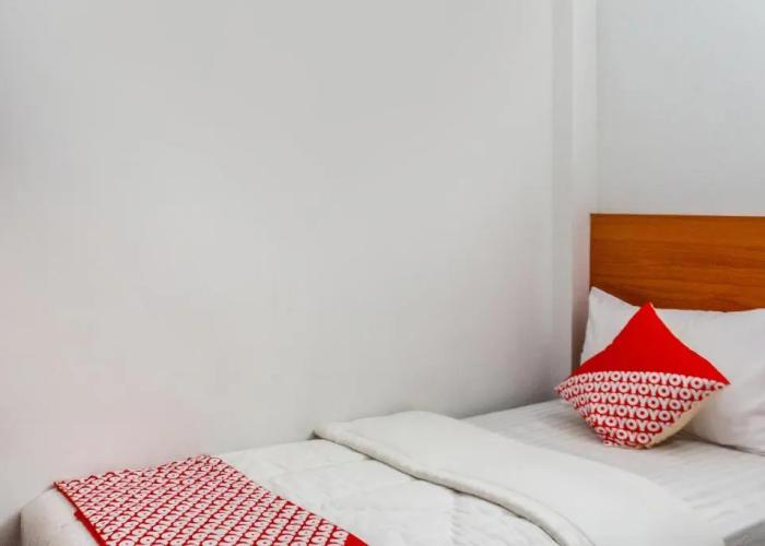 OYO 2199 Mandiri Guest House