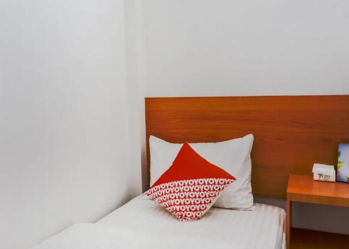 OYO 2199 Mandiri Guest House
