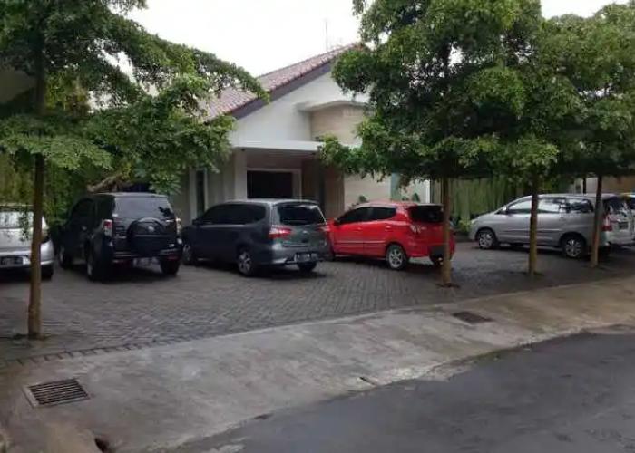 Kertanegara Homestay