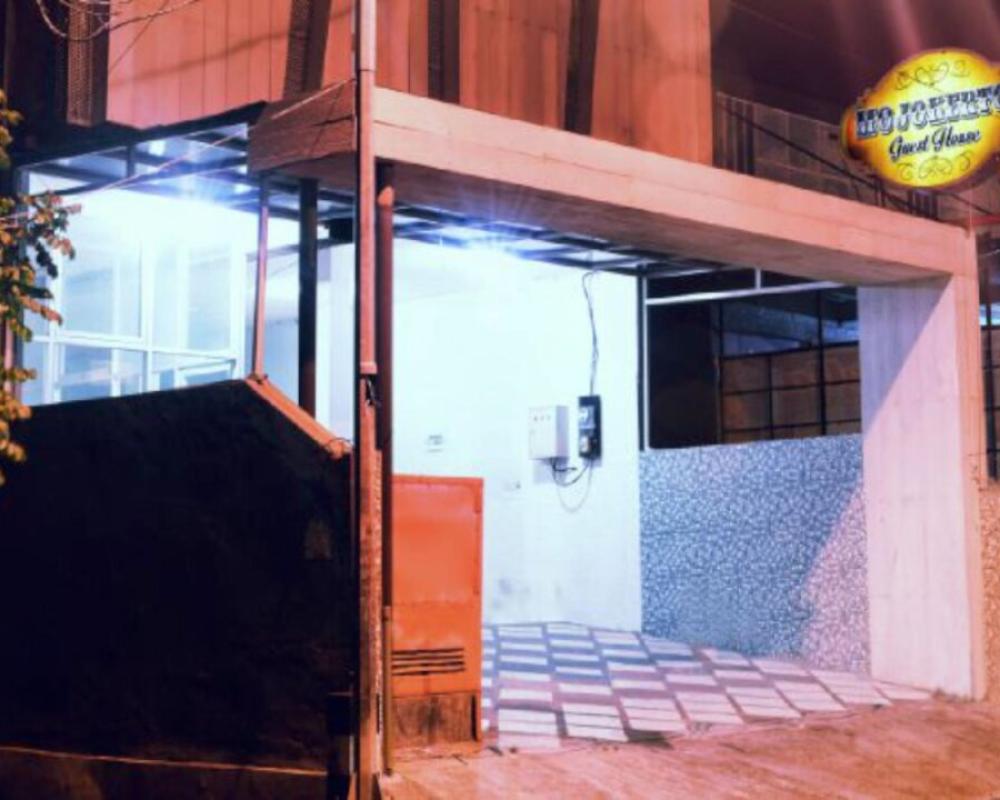 OYO 425 Mojokerto Guesthouse