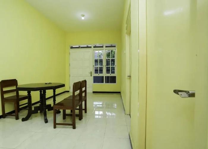 OYO 2663 Jombang Permai Syariah Residence