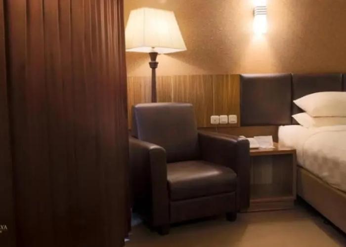 Raden Wijaya Hotel & Convention