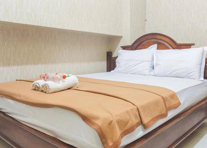 Hotel Shinta 2 near Alun Alun Kertosono