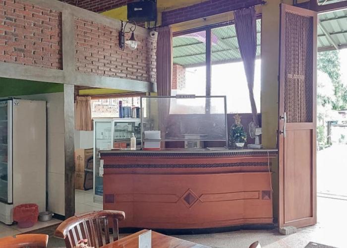 Hotel Shinta 1 near Stasiun Kertosono