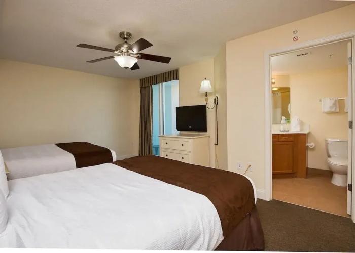 Bahama Sands by Condo-World