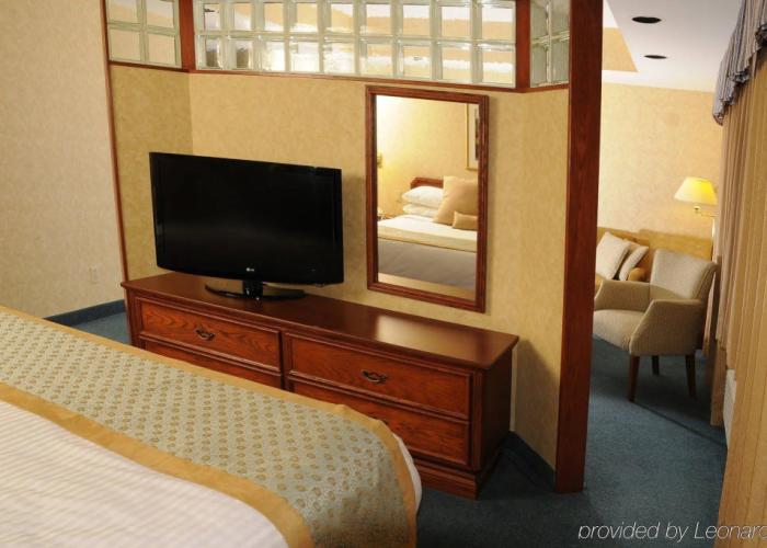 Best Western Voyageur Place Hotel