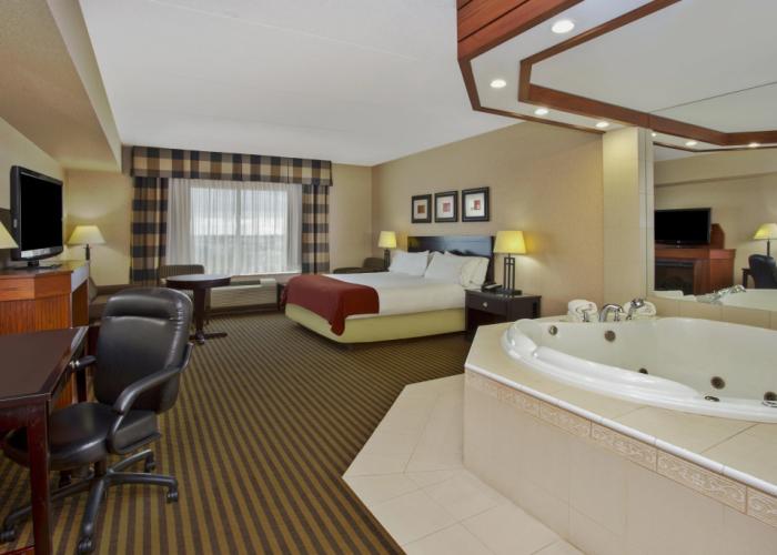 Newmarket Hotel & Suites