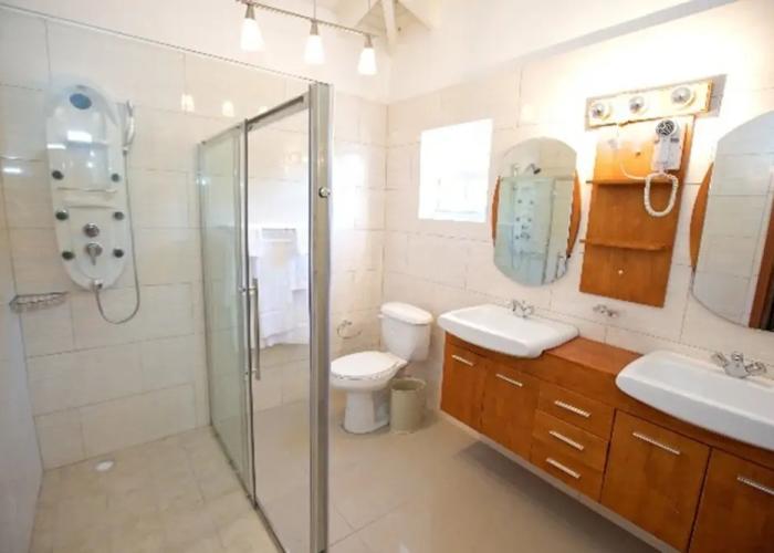 Simpson Bay Suites