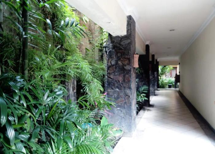 Lotus Garden Hotel