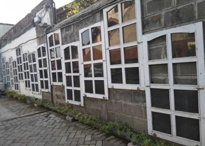 Coconut Hotel - Hostel